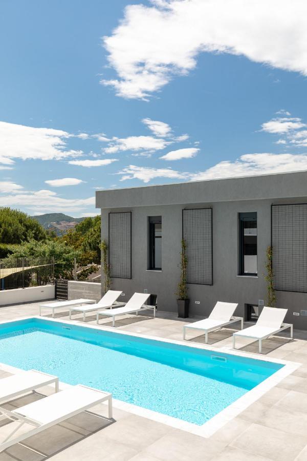 Cove Suites Nea Iraklitsa Exterior foto