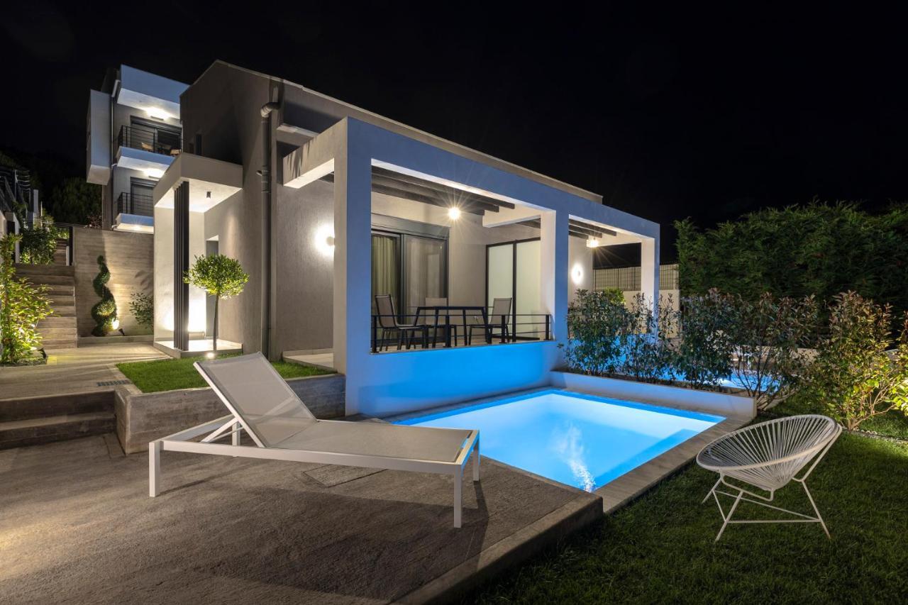 Cove Suites Nea Iraklitsa Exterior foto